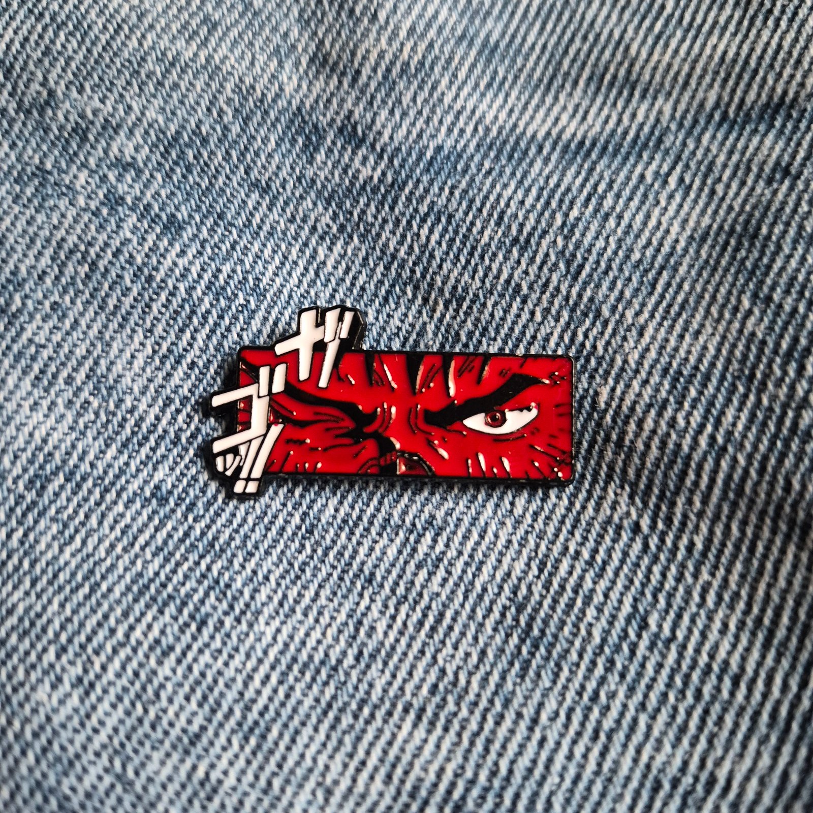 Pin Berserk Ojo